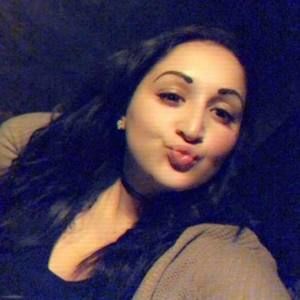 Meet your Posher, Alicia